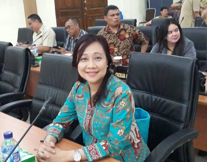 LiLy Binti Ketua Komisi C Lily Binti