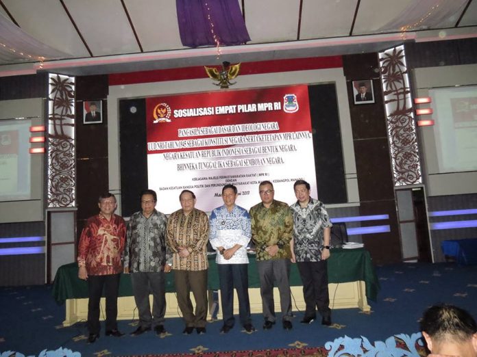 EE Mangindaan