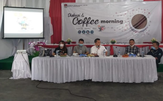 kpu-manado-ngopi-pagi-dengan-jurnalis-agendakan-pilkada-damai kpu manado ngopi pagi dengan jurnalis agendakan pilkada damai