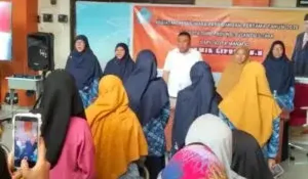 1000015174-300x178 (1)